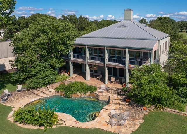 Property at 261 Panorama Cir, Pottsboro, TX 75076, 3 beds, 4.5 baths