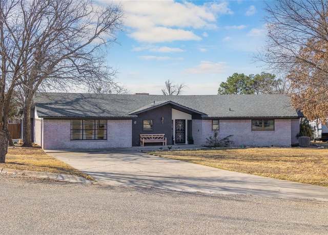 Property at 101 Greentree Cir, Early, TX 76802, 3 beds, 2.5 baths