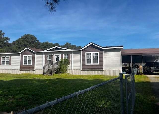 Property at 220 Holli Rd, Benton, LA 71006, 4 beds, 3 baths
