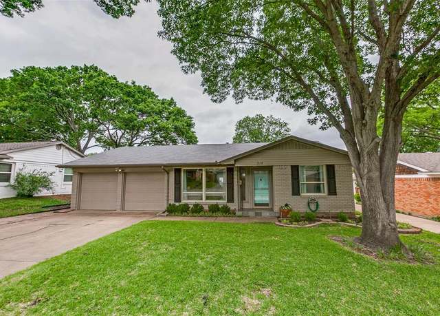 Property at 1218 Northlake Dr, Richardson, TX 75080, 3 beds, 2 baths