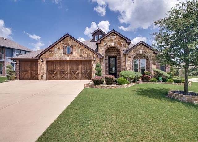Property at 1813 Chadwick Ln, Forney, TX 75126, 3 beds, 2 baths