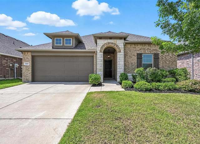 Property at 5019 Flanagan Dr, Forney, TX 75126, 3 beds, 2 baths