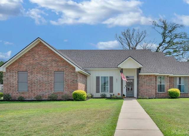 Property at 601 Jaimes Pt, Stonewall, LA 71078, 4 beds, 2 baths