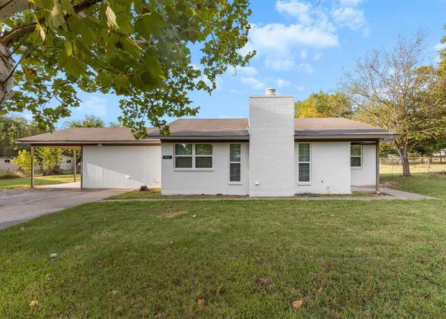 Property at 402 E North St, Wills Point, TX 75169, 3 beds, 3 baths