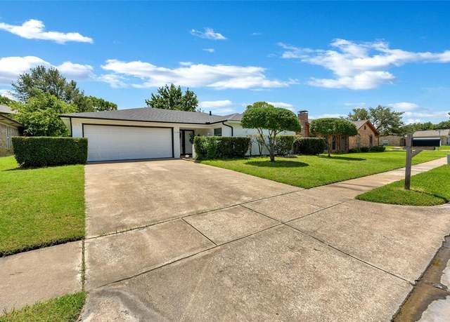 Property at 3120 Spring Grove Dr, Bedford, TX 76021, 3 beds, 2 baths