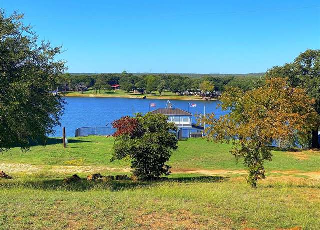 Property at 272 Driftwood Loop, Bowie, TX 76230