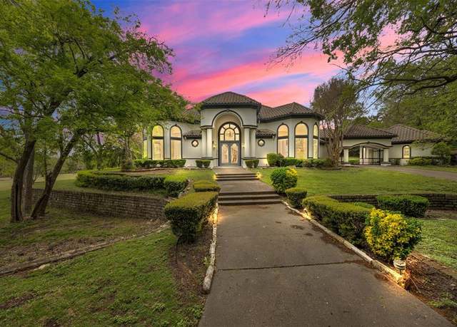Property at 1813 Richlen Way, Duncanville, TX 75115, 5 beds, 6.5 baths