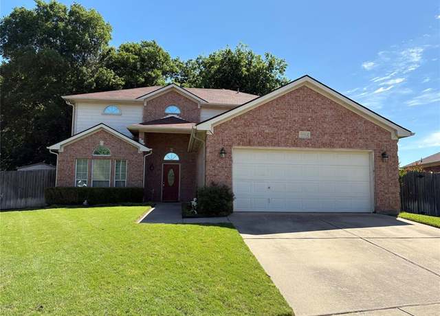 Property at 5504 Gessner Ct, Arlington, TX 76018, 4 beds, 2.5 baths