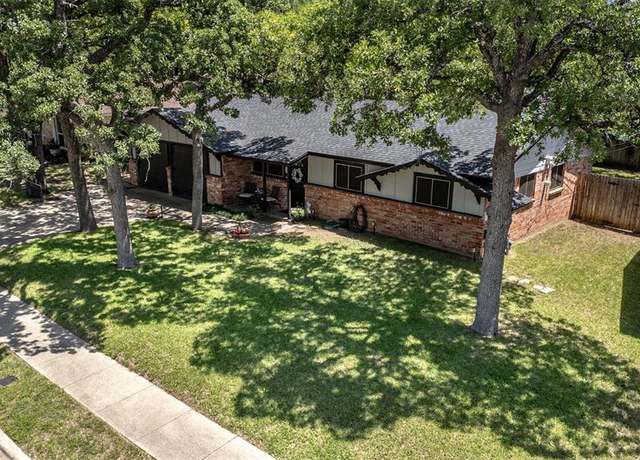 Property at 45 Coffee Tavern Rd, Bedford, TX 76022, 3 beds, 2 baths