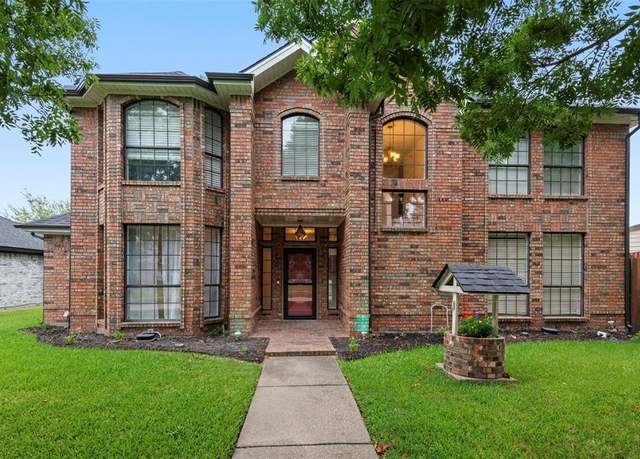 Property at 1016 Craig Dr, Mesquite, TX 75181, 6 beds, 3 baths