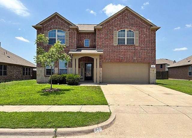 Property at 608 S Heights Dr, Crowley, TX 76036, 4 beds, 2.5 baths