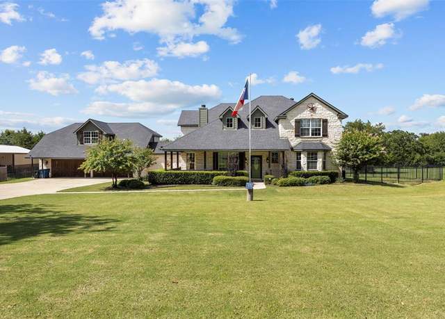 Property at 3175 Collins Rd, Burleson, TX 76028, 8 beds, 4 baths
