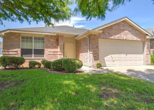 Property at 2609 Bissonet Dr, Denton, TX 76210, 3 beds, 2 baths