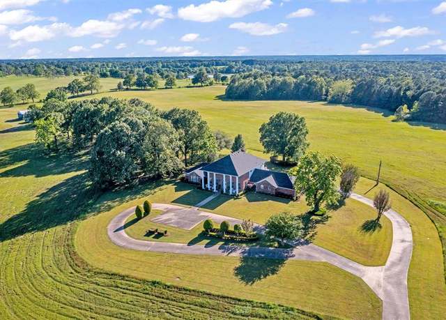 Property at 192301 N 4205 Rd, Antlers, OK 74523, 4 beds, 3.5 baths