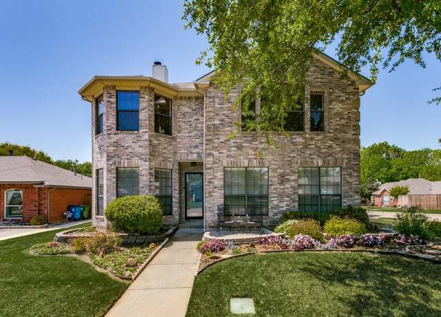 Property at 1900 Helen Ln, Lewisville, TX 75067, 3 beds, 2.5 baths