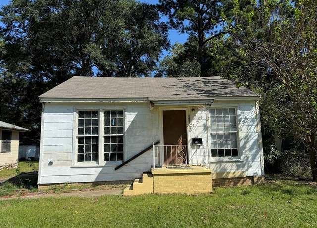 Property at 5203 Bienville Ave, Shreveport, LA 71108, 2 beds, 1 bath