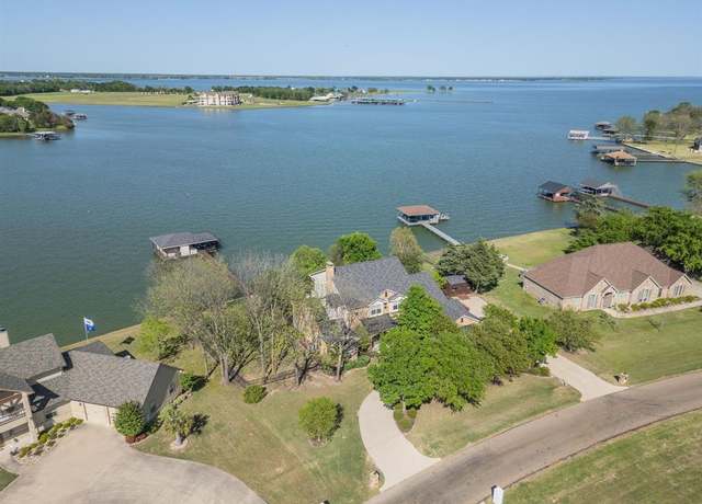 Property at 1165 The Shores Dr, Corsicana, TX 75109, 6 beds, 5 baths