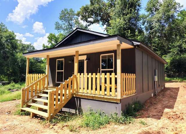 Property at 708 N 1st, Gladewater, TX 75647, 2 beds, 1 bath