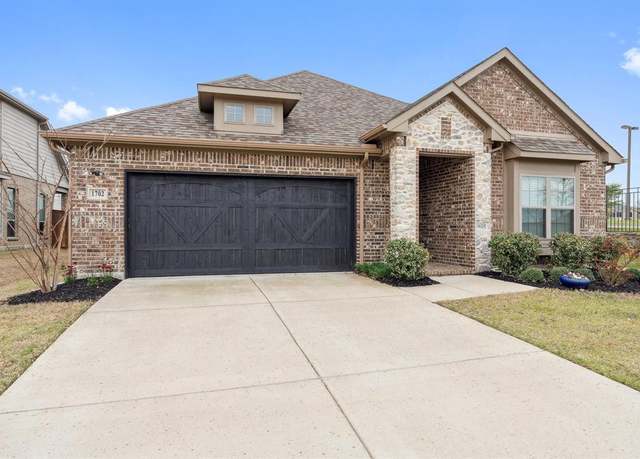 Property at 1702 Gallant Fox Dr, Rockwall, TX 75032, 3 beds, 2 baths