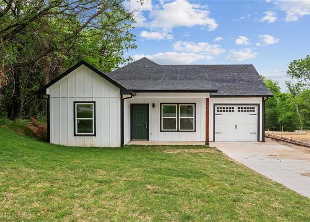 Property at 727 W Parnell St, Denison, TX 75020, 3 beds, 2 baths