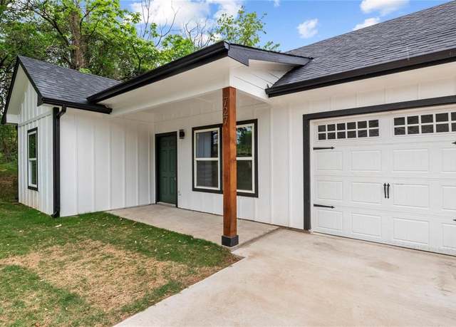Property at 727 W Parnell St, Denison, TX 75020, 3 beds, 2 baths