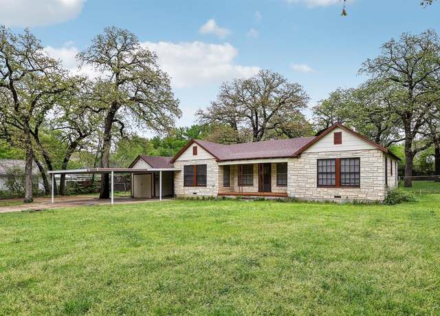 Property at 3304 Chippewa Trl, Lake Worth, TX 76135, 2 beds, 1 bath