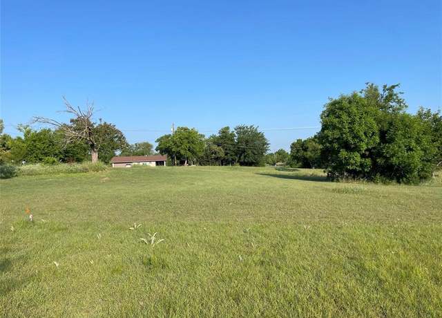 Property at 106 Port O Call Ct, Runaway Bay, TX 76426
