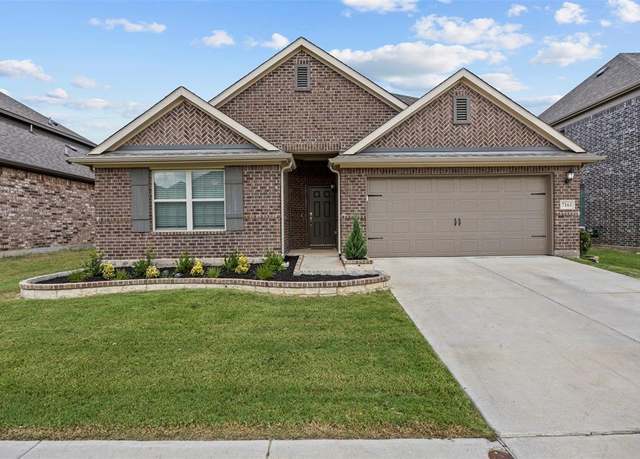 Property at 7161 Red Twig Trl, Venus, TX 76084, 4 beds, 2 baths