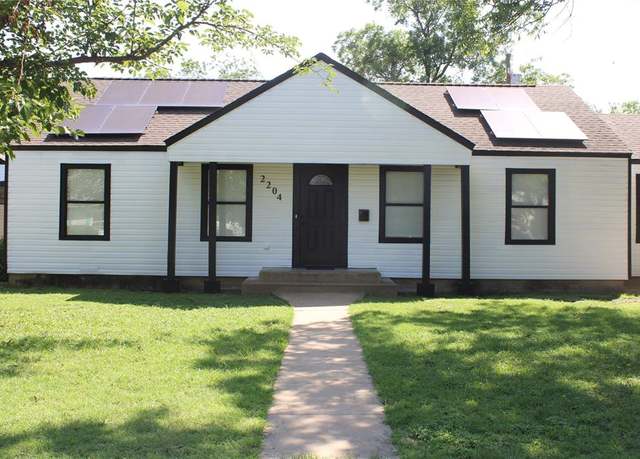 Property at 2204 Dartmore St, Brownwood, TX 76801, 4 beds, 3 baths