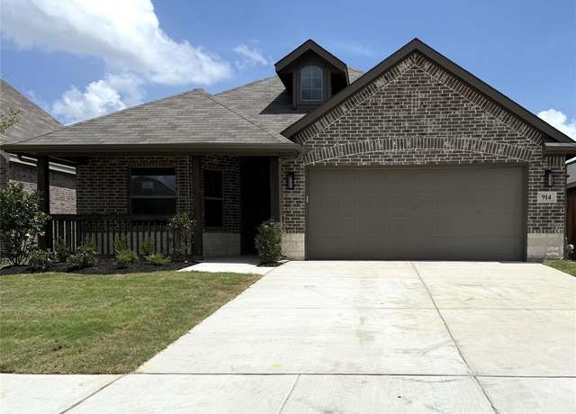 Property at 914 Madeline Ln, Cleburne, TX 76033, 3 beds, 2 baths