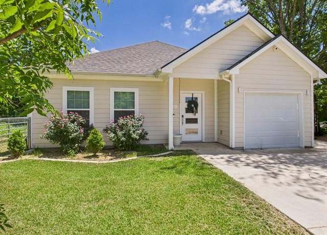 Property at 100 Winchester Cir, Gun Barrel City, TX 75156, 3 beds, 2 baths