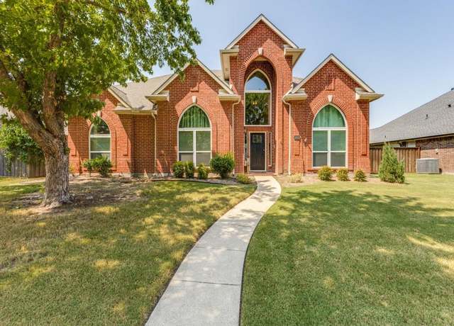 Property at 11316 New Orleans Dr, Frisco, TX 75035, 5 beds, 4 baths