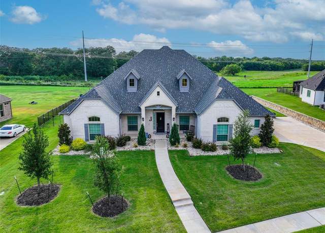 Property at 168 Falcon Point Dr, Heath, TX 75032, 4 beds, 4 baths