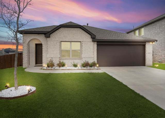 Property at 405 Bermuda Ave, Lancaster, TX 75146, 3 beds, 2 baths