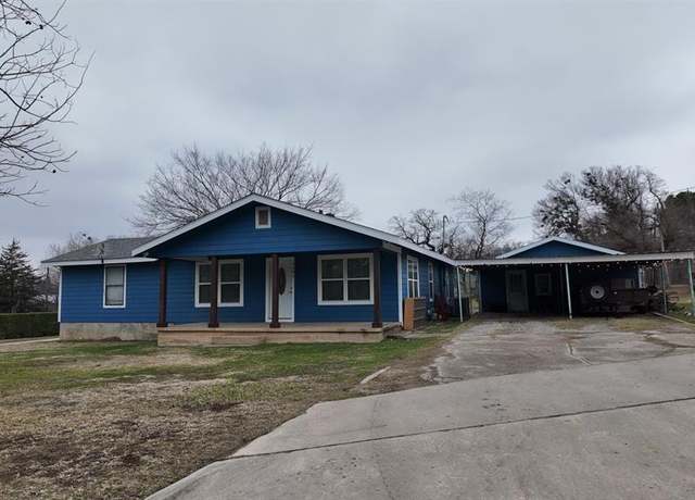 Property at 1501 Brush St, Bridgeport, TX 76426, 3 beds, 2 baths