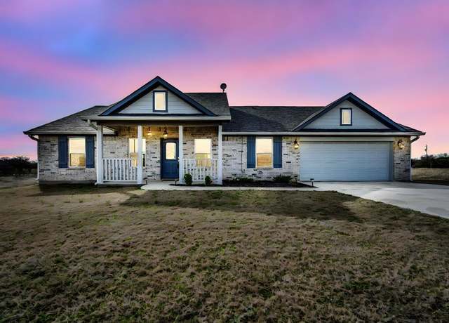 Property at 7135 Sandy Oaks Dr, Whitney, TX 76692, 4 beds, 3 baths