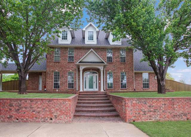 Property at 10258 County Road 1230, Flint, TX 75762, 4 beds, 4.5 baths