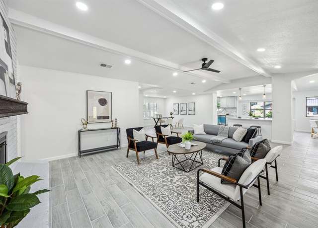 Property at 101 Oakmont Dr, Trophy Club, TX 76262, 4 beds, 2.5 baths