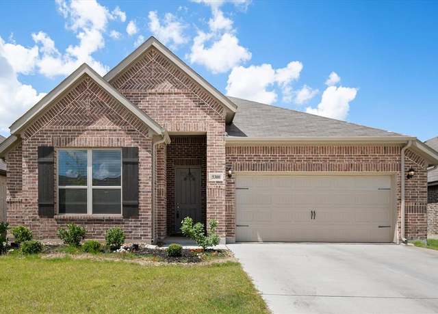 Property at 5300 Markham Ferry Dr, Fort Worth, TX 76179, 3 beds, 2 baths
