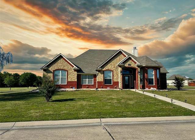 Property at 341 Pecan Ct, Nevada, TX 75173, 4 beds, 3.5 baths