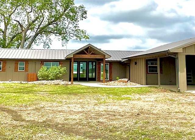 Property at 1057 Airport Rd, Possum Kingdom Lake, TX 76449, 4 beds, 3 baths