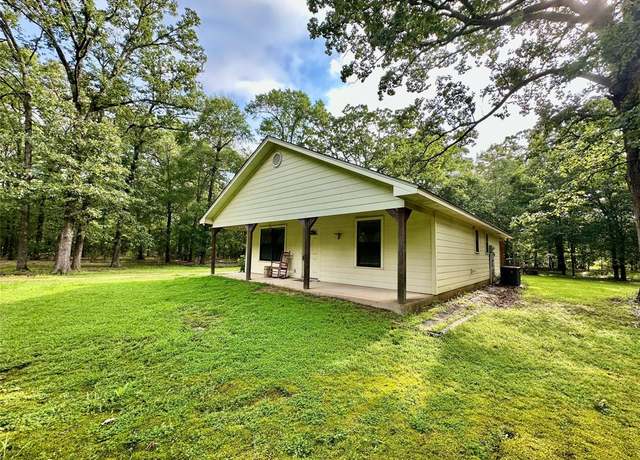 Property at 2630 County Road 43270, Powderly, TX 75473, 2 beds, 1.5 baths
