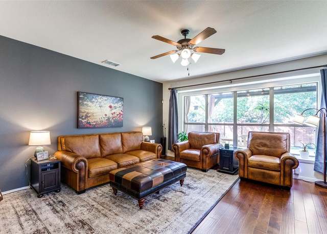 Property at 2728 Pine Trail Dr, Little Elm, TX 75068, 4 beds, 2.5 baths