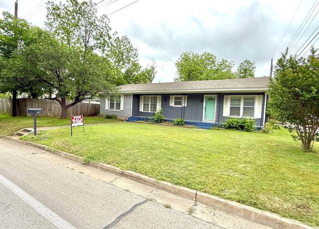 Property at 407 W Westhill Dr, Cleburne, TX 76033, 3 beds, 2 baths