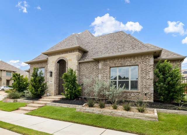 Property at 1201 White Squall Trl, Arlington, TX 76005, 4 beds, 3 baths