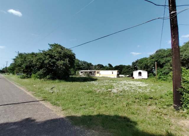 Property at 240 Sandy Oaks Rd, Springtown, TX 76082