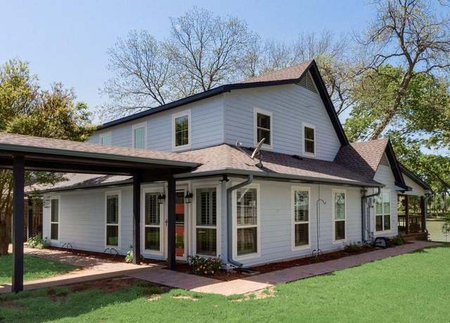 Property at 924 County Road 3129a, Corsicana, TX 75109, 3 beds, 2.5 baths
