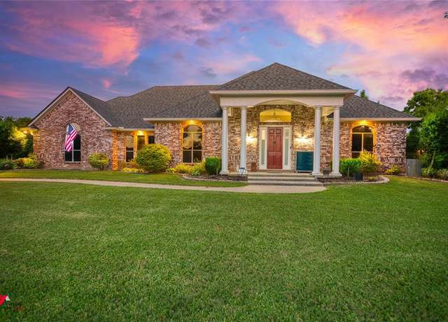 Property at 342 Hunters Holw, Bossier City, LA 71111, 4 beds, 3.5 baths