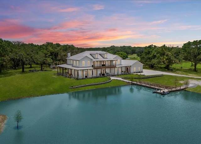 Property at 1262 County Road 278, Kaufman, TX 75142, 6 beds, 4 baths