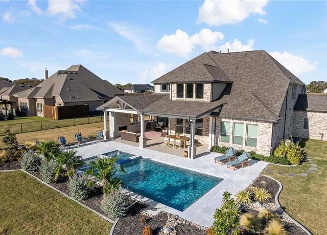 Property at 1010 Sugar Bars Dr, Lucas, TX 75002, 5 beds, 4.5 baths